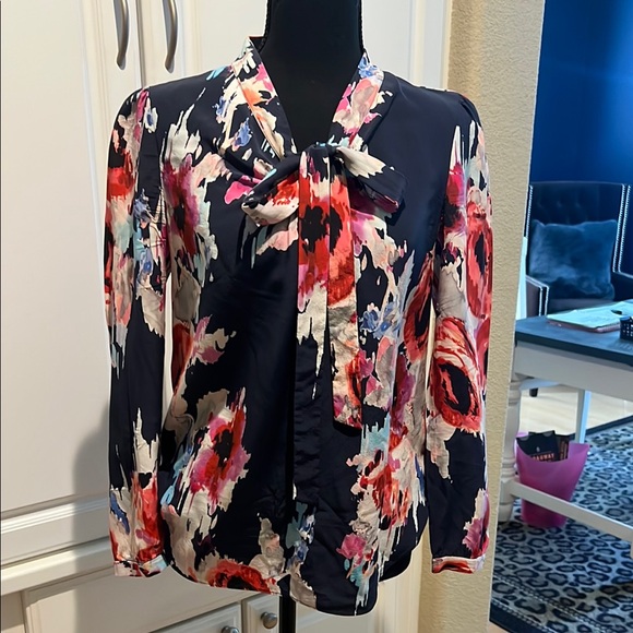 kate spade Tops - Kate Soade Floral blouse with necktie